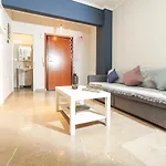 Delmare Tiffany\'S Apartment
